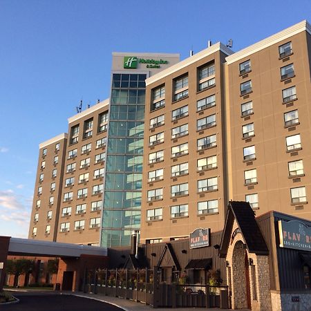 Holiday Inn Hotel & Suites London By Ihg Esterno foto