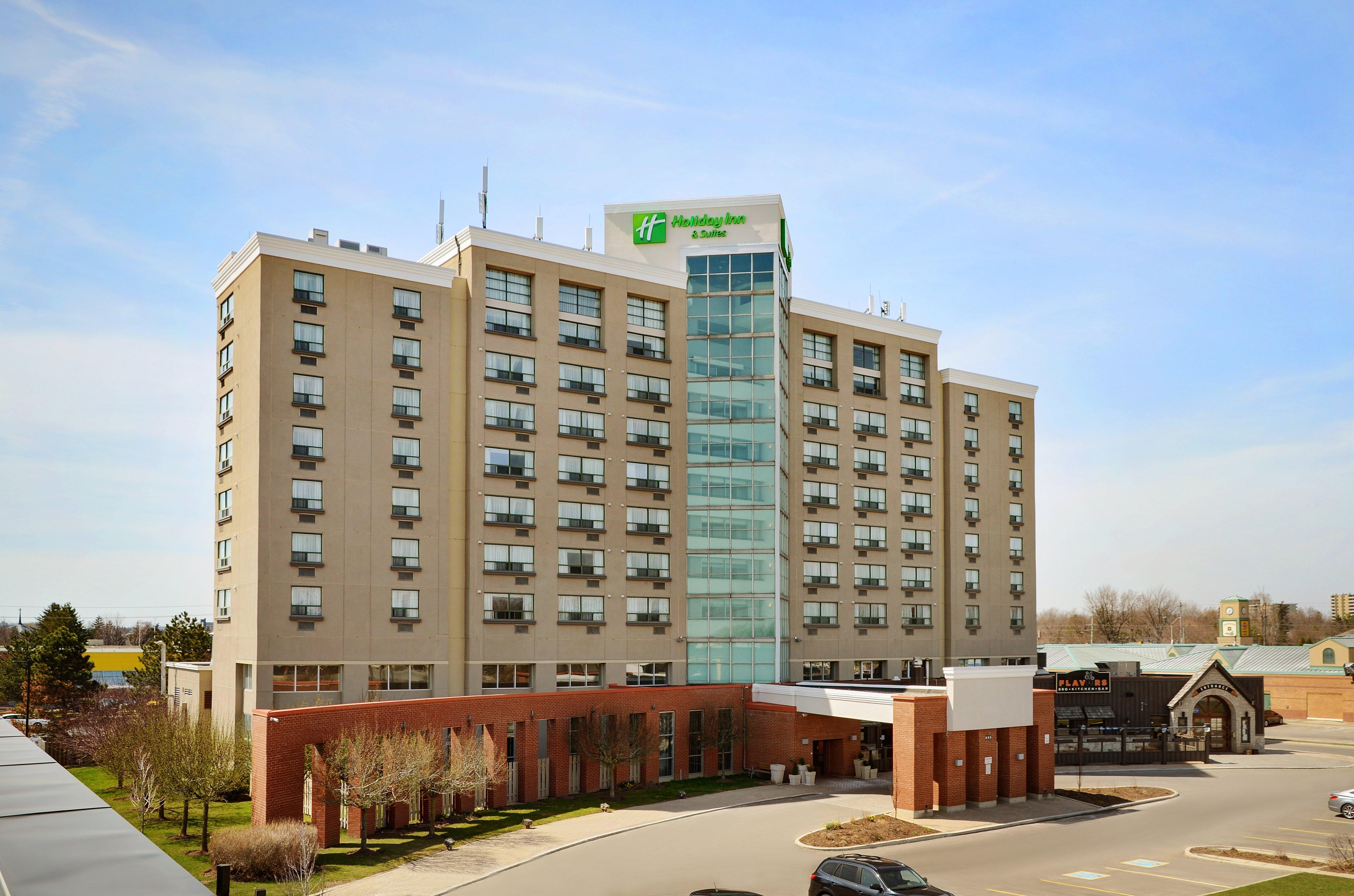 Holiday Inn Hotel & Suites London By Ihg Esterno foto