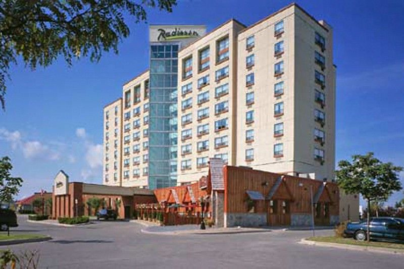 Holiday Inn Hotel & Suites London By Ihg Esterno foto